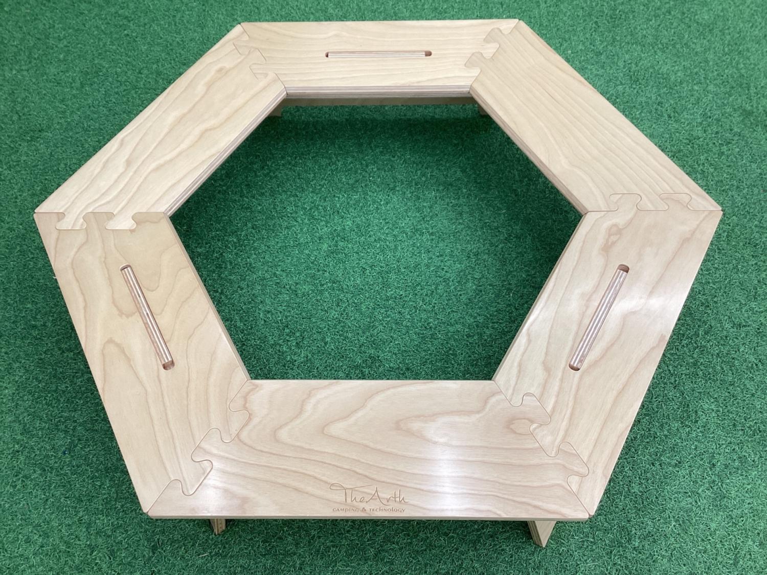 The Arth (ザァ～ッス) アウトドアテーブル ナチュラル ヘキ男