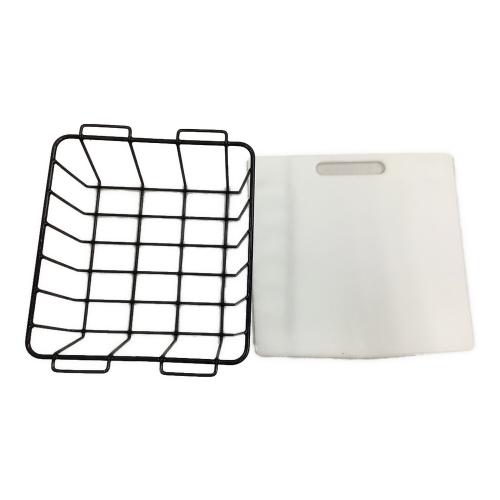 ROTO-MOLDED COOLER 45QT クーラーボックス カーキ