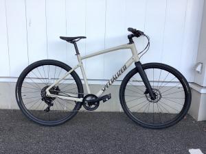 SPECIALIZED (スペシャライズド) クロスバイク sirrus x 4.0 ベージュ　