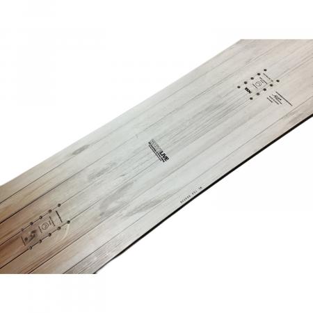 November (ノーベンバー) WHITELIVE スノーボード 154cm 2019-2020年