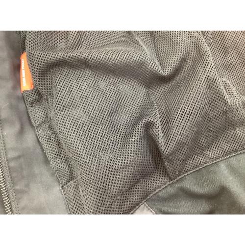 686(シックスエイトシックス) HYDRA THERMAGRAPH JACKET スノーボードウェア(ジャケット) メンズ SIZE L ブラック