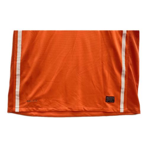 オランダ代表 (オランダダイヒョウ) 2010-2011年 サッカーユニフォーム 37606 【11】ロッベン SIZE M