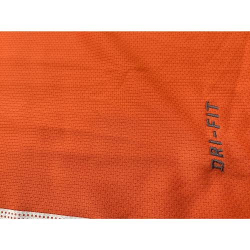オランダ代表 (オランダダイヒョウ) 2010-2011年 サッカーユニフォーム 37606 【11】ロッベン SIZE M