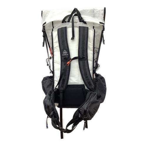 Hyperlite Mountain Gear (ハイパーライトマウンテンギア) バックパック アンバウンド40 ホワイト×ブラック UNBOUND40　サイズM　背面長43.1〜48.2㎝