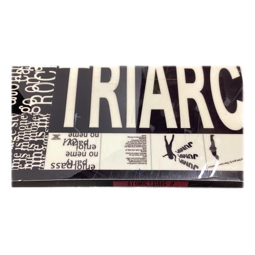 ATOMIC (アトミック) TRIARC スノーボード 153cm ホワイト