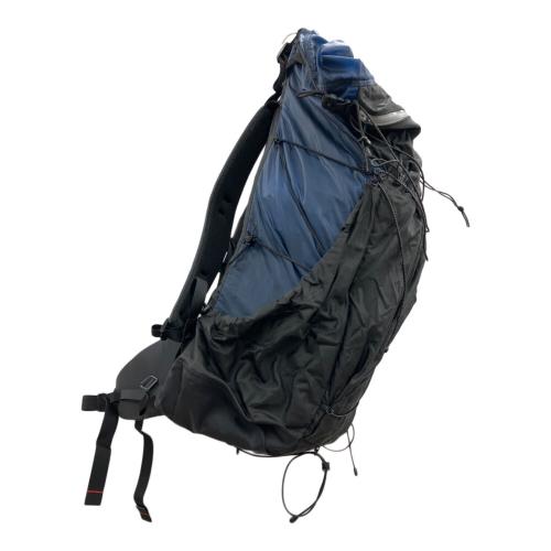 山と道 (ヤマトミチ) バックパック ブラック×ネイビー ONE