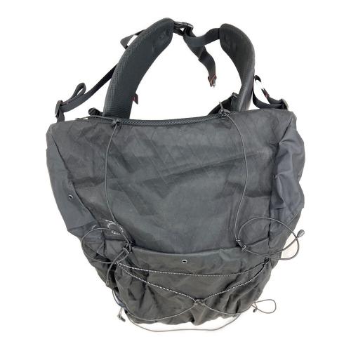 山と道 (ヤマトミチ) バックパック ブラック×ネイビー ONE