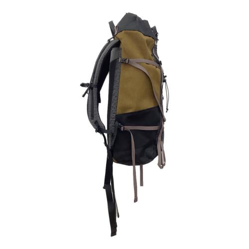 RawLow Mountain works (ロウロウ マウンテンワークス) バックパック アンテロープ ブラック×カーキ Antelope　背面長 約41～45cm