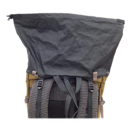 RawLow Mountain works (ロウロウ マウンテンワークス) バックパック アンテロープ ブラック×カーキ Antelope　背面長 約41～45cm