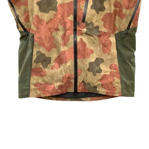 BURTON AK457 (バートン エーケー) スノーボードウェア(ジャケット) カモフラ SIZE S