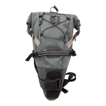 RawLow Mountain works (ロウロウ マウンテンワークス) Bike’n Hike Post Bag 自転車用品 グレー サドルバッグ