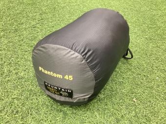 MOUNTAIN HARD WEAR (マウンテンハードウェア) マミー型シュラフ(ダウン) グレー×ブラック ファントム45