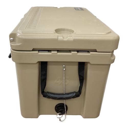 OUTPUT LIFE (アウトプットライフ) クーラーボックス 45QT ベージュ ROTO MOLDED COOLER