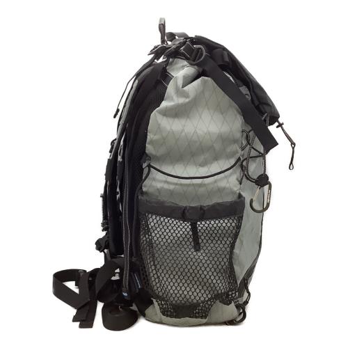 and wander (アンドワンダー) バックパック 574-3975089 グレー×ブラック X-Pac 30L Backpack　21-30L(日帰り)