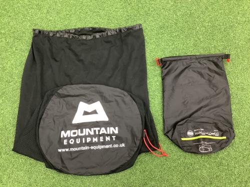 MountainEquipment (マウンテンイクィップメント) マミー型シュラフ(ダウン) グリーン XERO300
