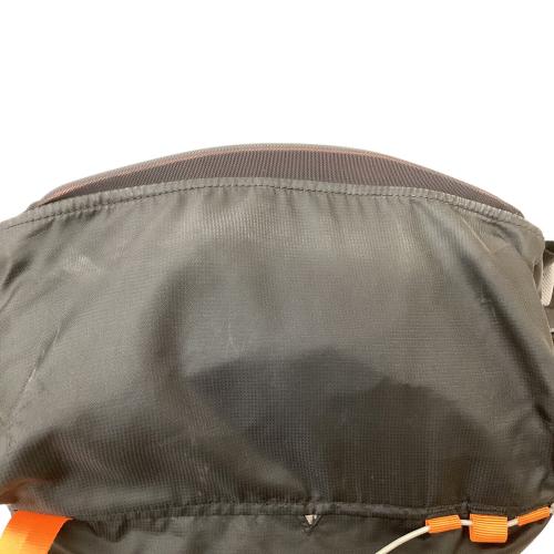 GOSSAMER GEAR (ゴッサマーギア) FASTKUMO　バックパック グレー　31-40L(山小屋泊)