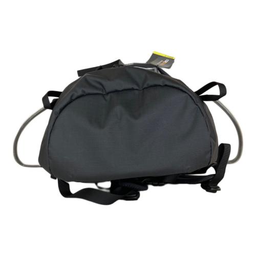 MOUNTAIN HARD WEAR (マウンテンハードウェア) バックパック ブラック スクランブラー25