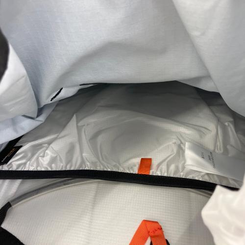 MOUNTAIN HARD WEAR (マウンテンハードウェア) バックパック ブラック スクランブラー25