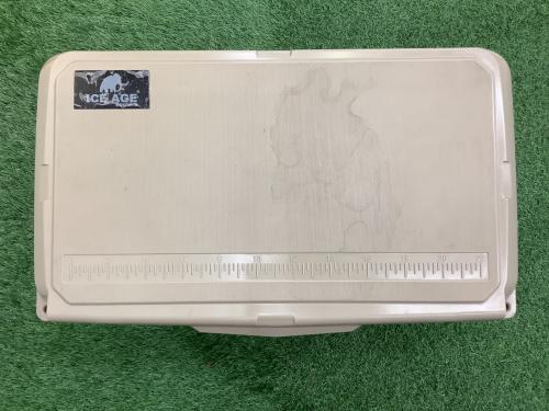 ICEAGE ROTO-MOLDED COOLER クーラーボックス 45QT(42.6L) カーキ