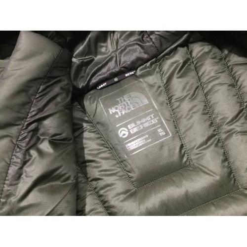 THE NORTH FACE トレッキングウェア グリーン ダウン800FP