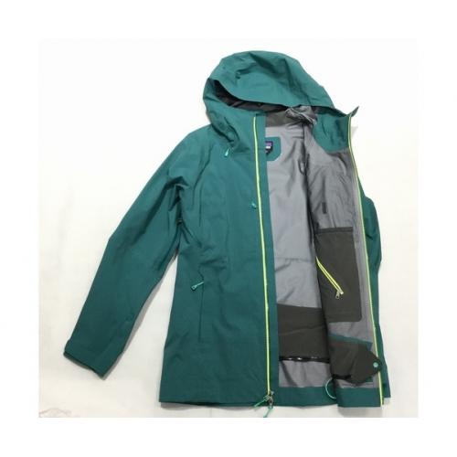 Patagonia トレッキングウェア グリーン GORE-TEX
