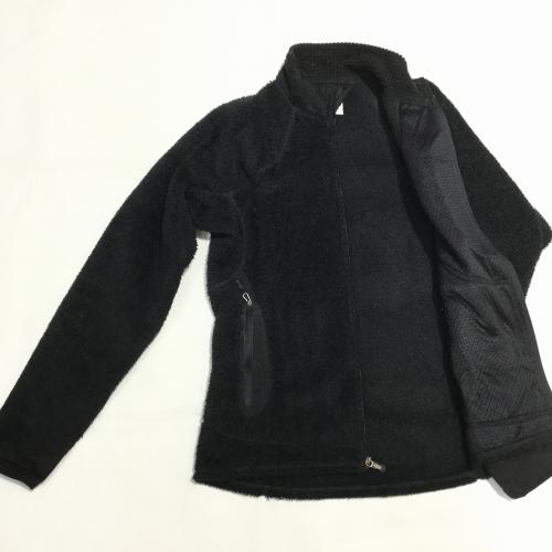 Patagonia トレッキングウェア ブラック R2ジャケット