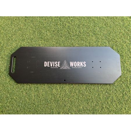 DEVISE WORKS (デバイスワークス) アウトドア雑貨 DECK単体 DEVISE DECK ブラック紋章