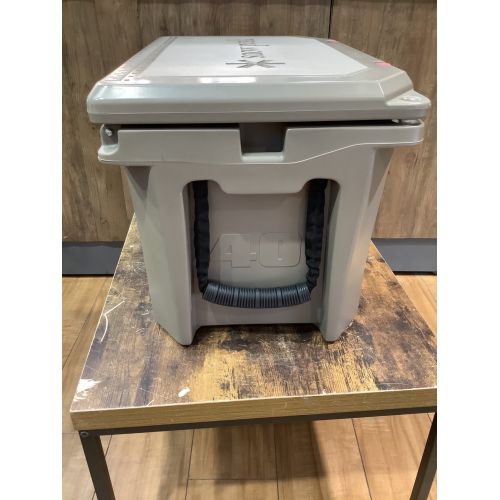 Snow peak (スノーピーク) クーラーボックス 38L UG-302GY ハードロッククーラー 40QT