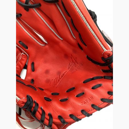 Wilson 赤 硬式グローブ 使用感あり Wilson 赤 硬式グローブ 使用感あり ウィルソン 硬式グローブ