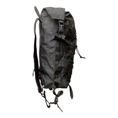 Hyperlite Mountain Gear (ハイパーライトマウンテンギアー) バックパック 約30L ブラック Summit Pack ”Black” 21-30L(日帰り)