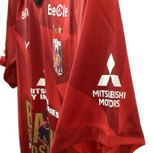 浦和レッズ (ウラワレッズ) サッカーユニフォーム メンズ SIZE XL レッド 【30】興梠 慎三 興梠慎三9年連続2桁ゴール記念