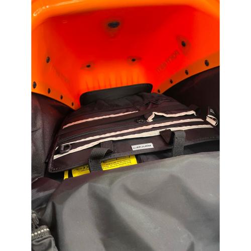 POINT65°N(ポイントシックスティファイブ) バックパック オレンジxブラック　BOBLBEE 25L GT 25L