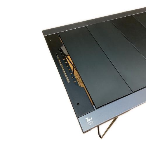 ZANE ARTS (ゼインアーツ) アウトドアテーブル シルバー×ブラック トードテーブル