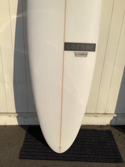 corner (コーナー) ショートボード 7’0×22 1/2×3 5/16×56.55L SKKIPER PU 5フィンタイプ ラウンドスカッシュテール