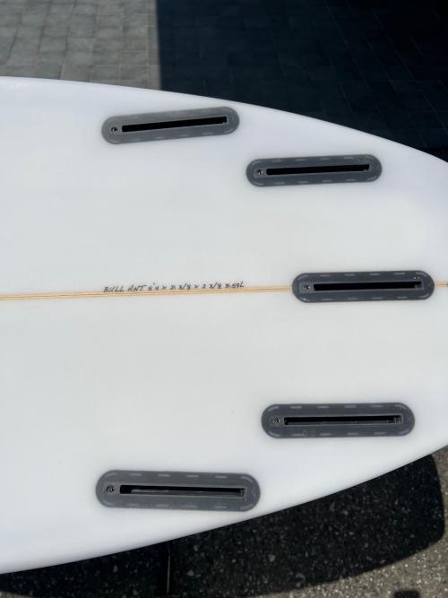 corner（コーナー） ショートボード 5'4X21 3/8x2 3/8 31.59L BULLANT PU 5フィンタイプ ラウンドスカッシュテール