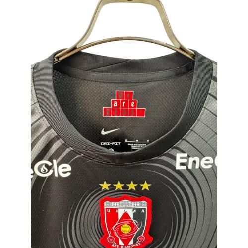 浦和レッズ (ウラワレッズ) サッカーユニフォーム メンズ SIZE M