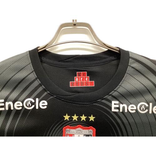 浦和レッズ (ウラワレッズ) 2025シーズン・サード サッカーユニフォーム HJ1418-010 メンズ SIZE M ブラック