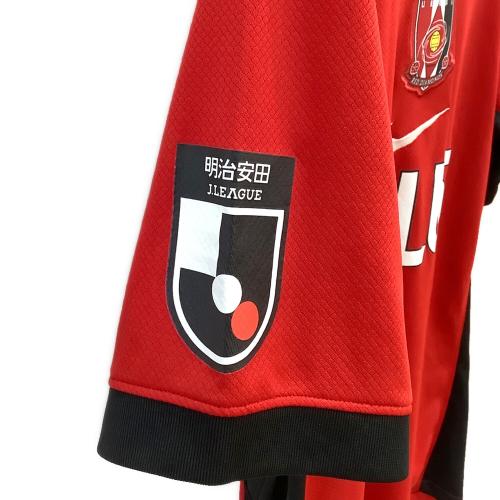 浦和レッズ (ウラワレッズ) サッカーユニフォーム メンズ SIZE XL レッド 【13】渡邊凌磨・2025シーズン・ホーム HJ1425-611