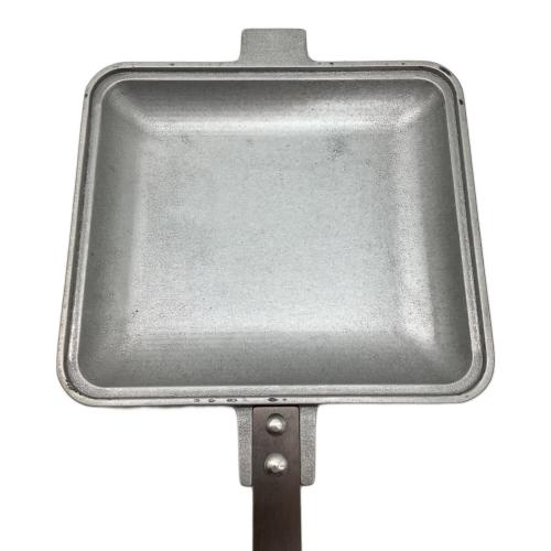 neru design works (ネルデザインワークス) クッキング用品 ブラックシリコングリップ AL ホットサンドクッカー