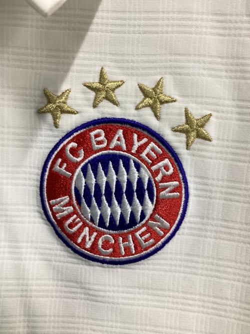 バイエルン・ミュンヘン 2013-2014シーズン アウェイ サッカーユニフォーム Z25686 【10】アリエン・ロッベン メンズ SIZE O ホワイト