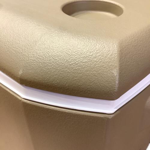 Coleman (コールマン) クーラーボックス URBAN RESEARCH 別注カラー 60QT サンドベージュ