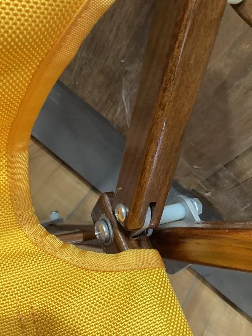 Kermit chair (カーミットチェア) アウトドアチェア ウォールナット イエロー