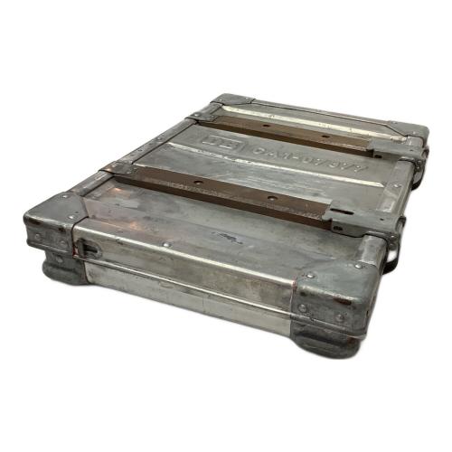 Zarges (ツァーゲス) 収納ケース 32×44×66(cm) DB ドイツ鉄道 アルミ折畳式コンテナ