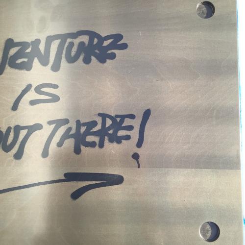 The Arth (ザァ～ッス) ファニチャーアクセサリー 床上手 AIOT! ver.