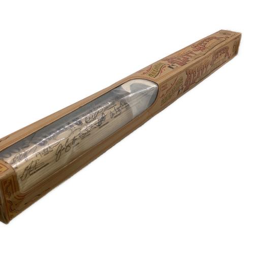 サンフランシスコ・ジャイアンツ CARVED BASEBALL BAT 応援グッズ 2002ワールドシリーズ・優勝記念バット USA製 @ ブラウン