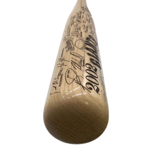 サンフランシスコ・ジャイアンツ CARVED BASEBALL BAT 応援グッズ 2002ワールドシリーズ・優勝記念バット USA製 @ ブラウン