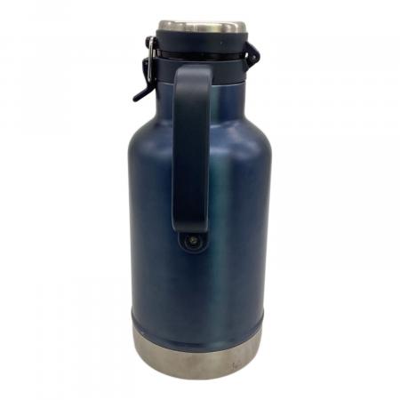 【STANLEY】スタンレー 真空断熱ボトル1.9L 旧ロゴ クラシック ネイビー STANLEY（スタンレー） 水筒 大きい STANLEY 1.9L クラシック真空