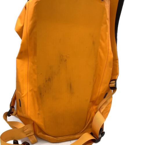 ARC'TERYX (アークテリクス) バックパック オレンジxブラウン オレンジ ALPHA FL 45