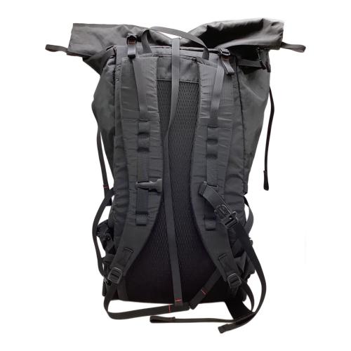 山と道 (ヤマトミチ) バックパック ユニセックス Lサイズ スタンダード 45L ブラック THREE