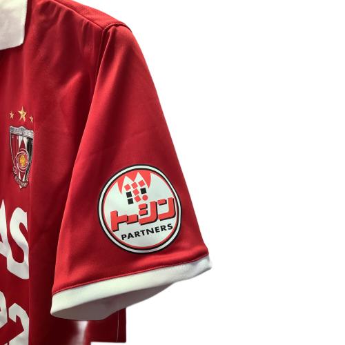 浦和レッズ (ウラワレッズ) 【22】阿部勇樹・2010シーズン・ホーム・イングランド移籍記念ユニフォーム サッカーユニフォーム 385769-611 レッド SIZE L